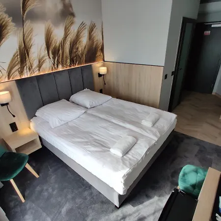 Nowe M4 Centrum - Blisko Suntago 4* Жирардув