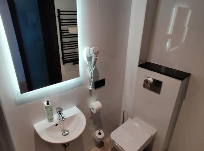 Nowe M4 Centrum - Blisko Suntago 4* Zyrardow