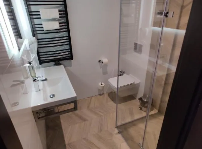 Nowe M4 Centrum - Blisko Suntago Nocleg ze śniadaniem Zyrardow