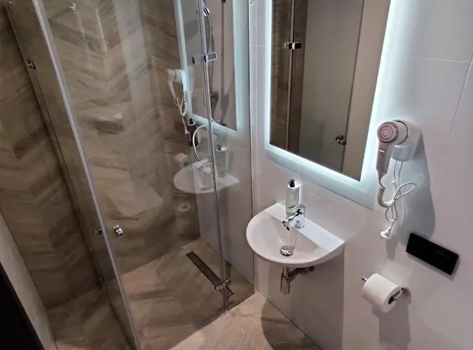 Nowe M4 Centrum - Blisko Suntago Nocleg ze śniadaniem Zyrardow