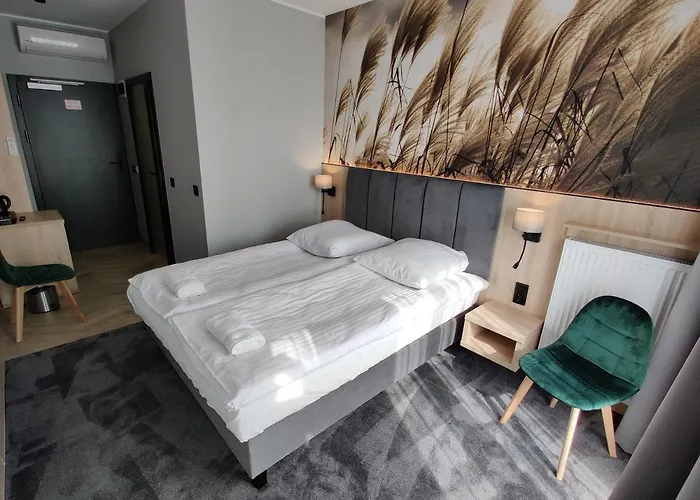 Nocleg ze śniadaniem Nowe M4 Centrum - Blisko Suntago 4*